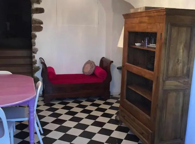 Casa Divota Au Coeur D\'Un Village Paisible